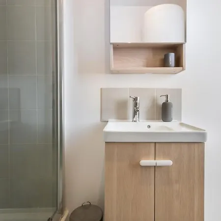 Moderne, Propre, Wifi, Siege Massant 아파트 *