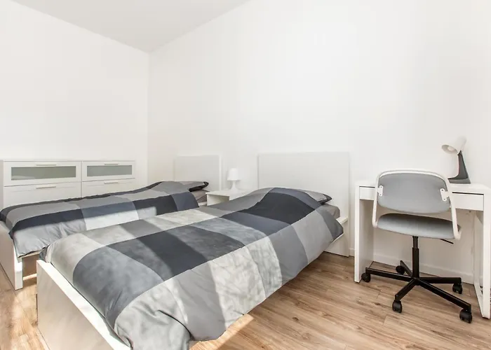 Moderne, Propre, Wifi, Siege Massant *