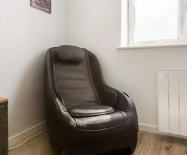 公寓 Moderne, Propre, Wifi, Siege Massant