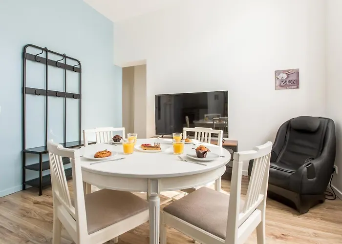 公寓 Moderne, Propre, Wifi, Siege Massant